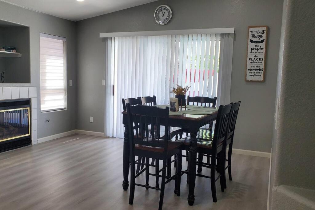 Comfortable Family Home 라스베이거스 외부 사진